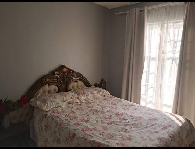 3 BEDROOM APARTMENT FOR SALE IN RAVENSWOOD